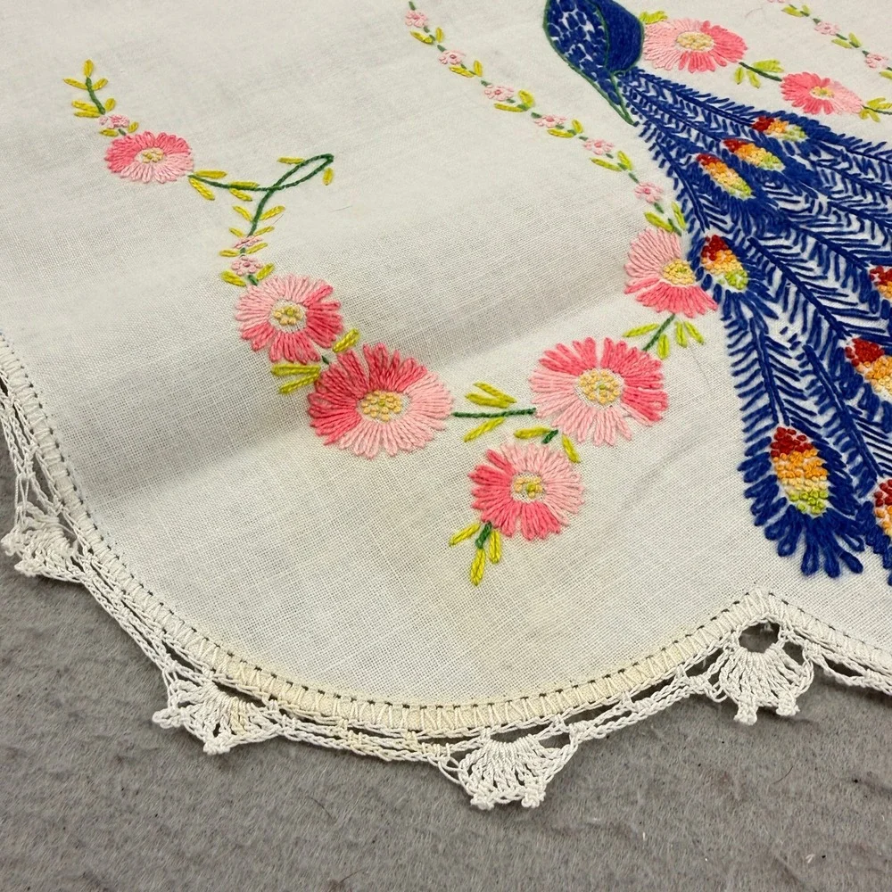 Vintage Hand Embroidered Peacock Table Runner White Lace Trim Floral‎ 41x17